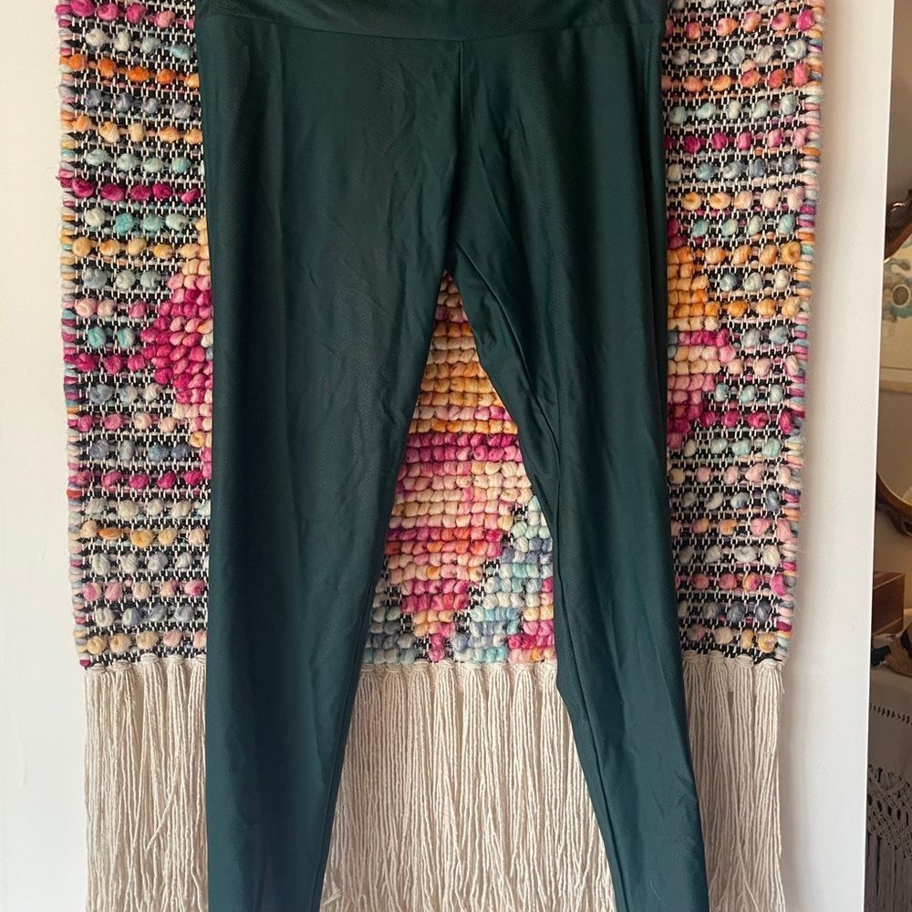 Onzie Forest Green Leggings